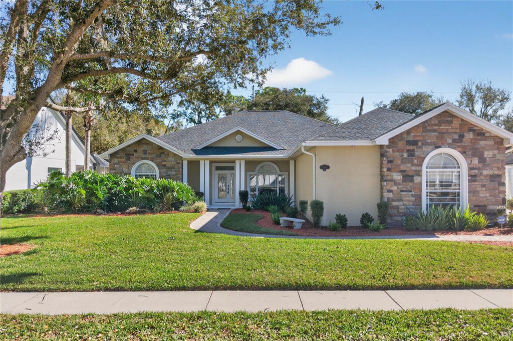 Photo of 3300 Hawks Ridge Drive, Lakeland, FL 33810 (MLS # L4952087)