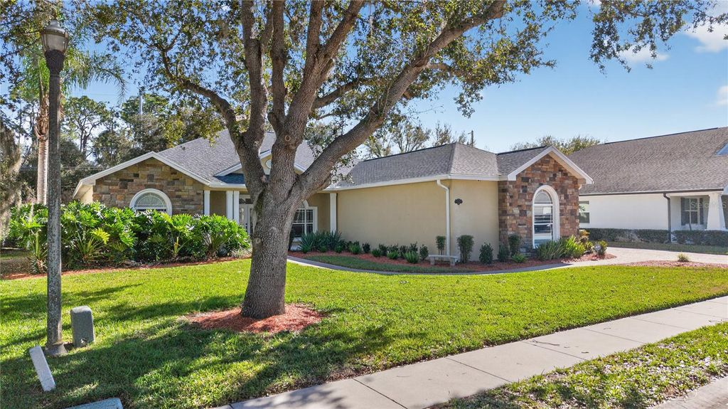 Photo of 3300 Hawks Ridge Drive, Lakeland, FL 33810 (MLS # L4952087)