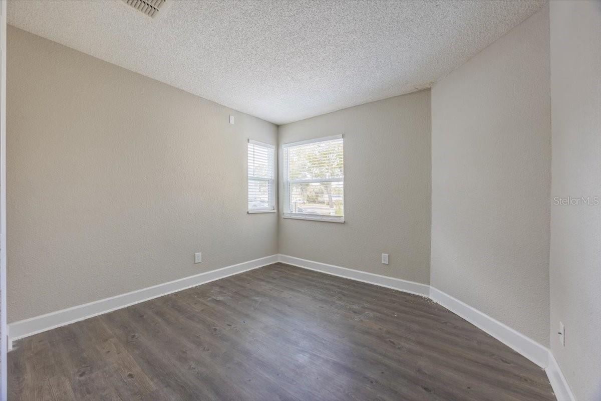 DOCKSIDE CONDO - Residential