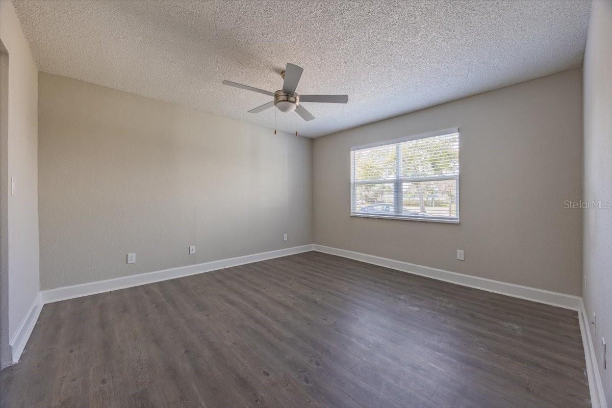 DOCKSIDE CONDO - Residential