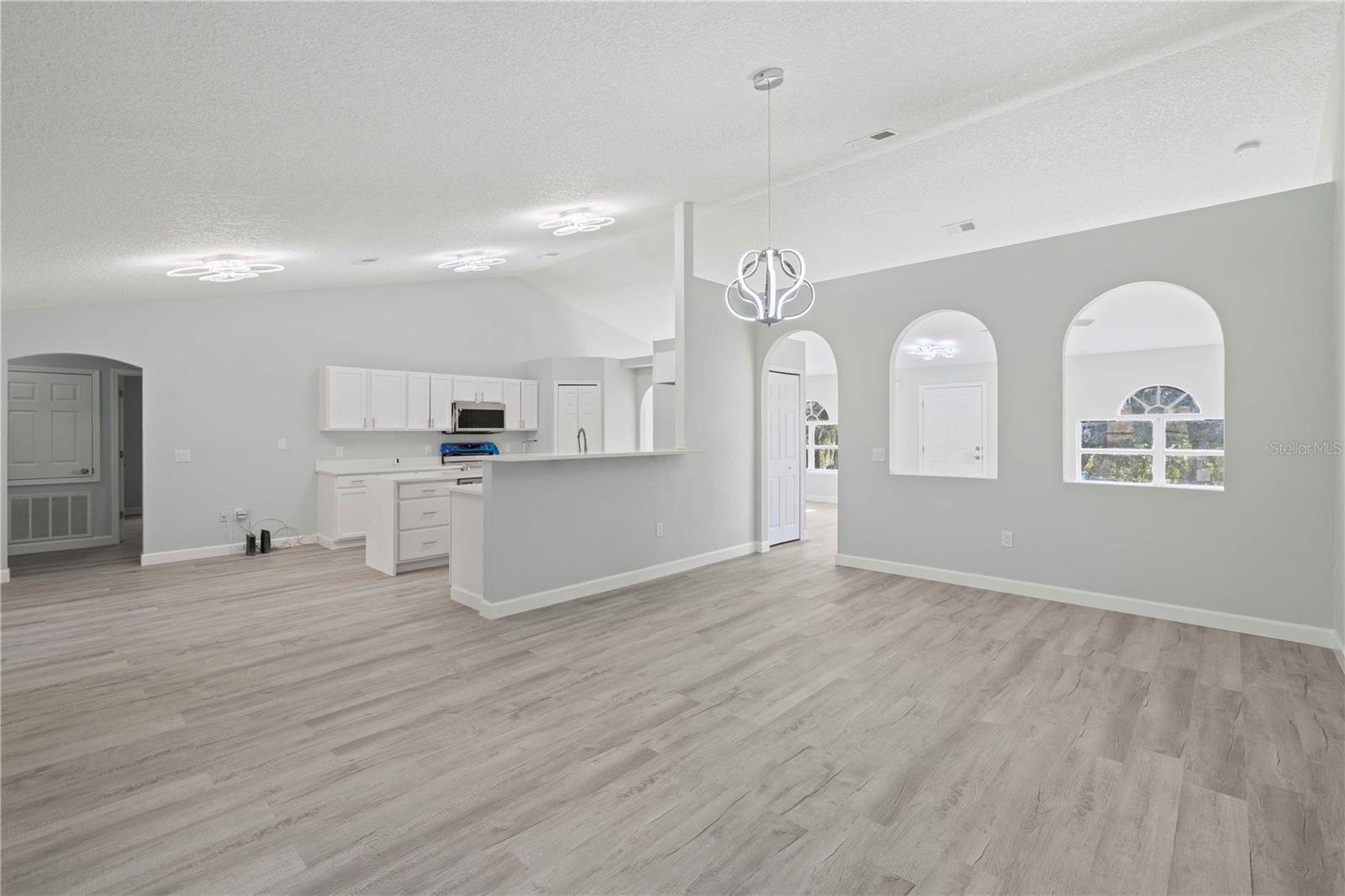 MINNEOLA PINE BLUFF PH 01 LT 01 ORB 2020 - Residential