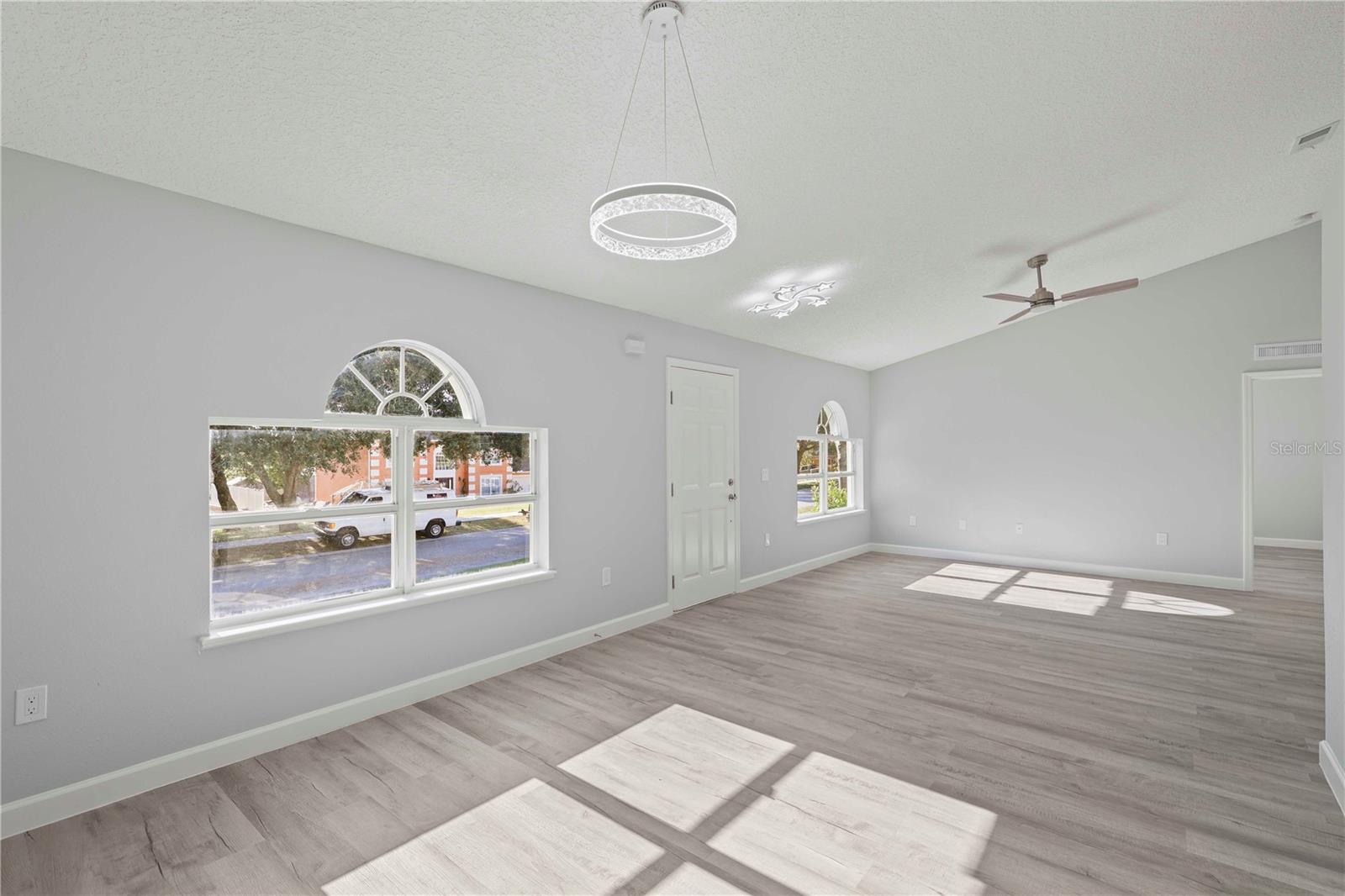 MINNEOLA PINE BLUFF PH 01 LT 01 ORB 2020 - Residential