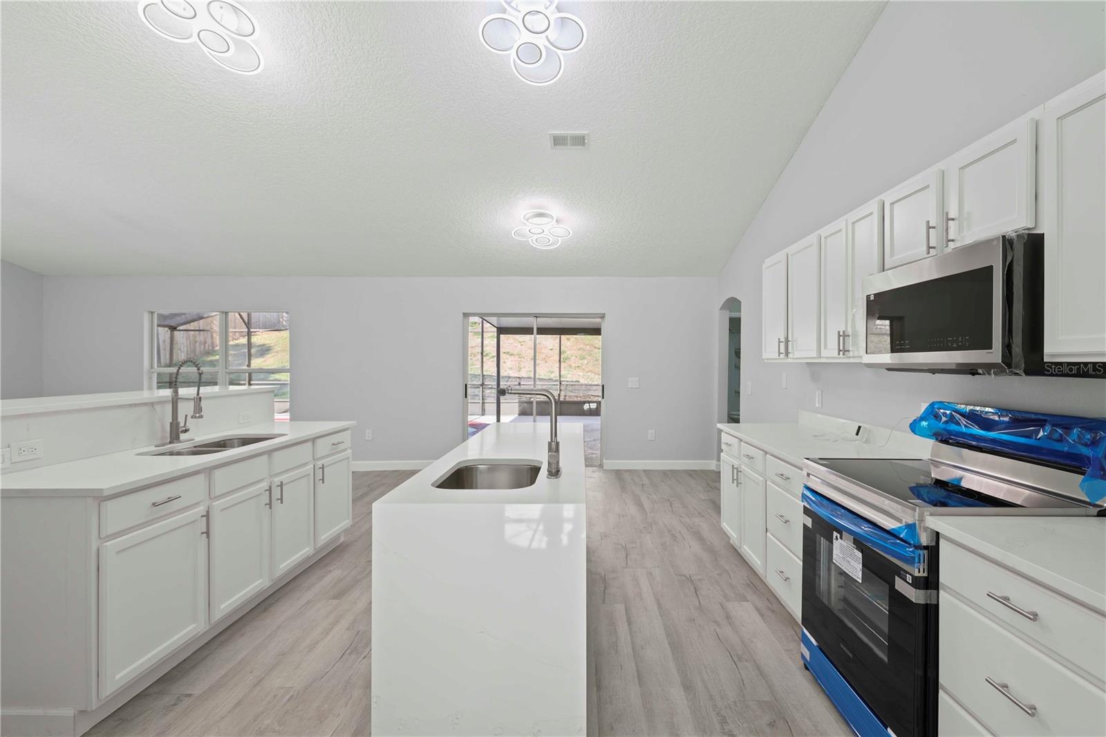 MINNEOLA PINE BLUFF PH 01 LT 01 ORB 2020 - Residential