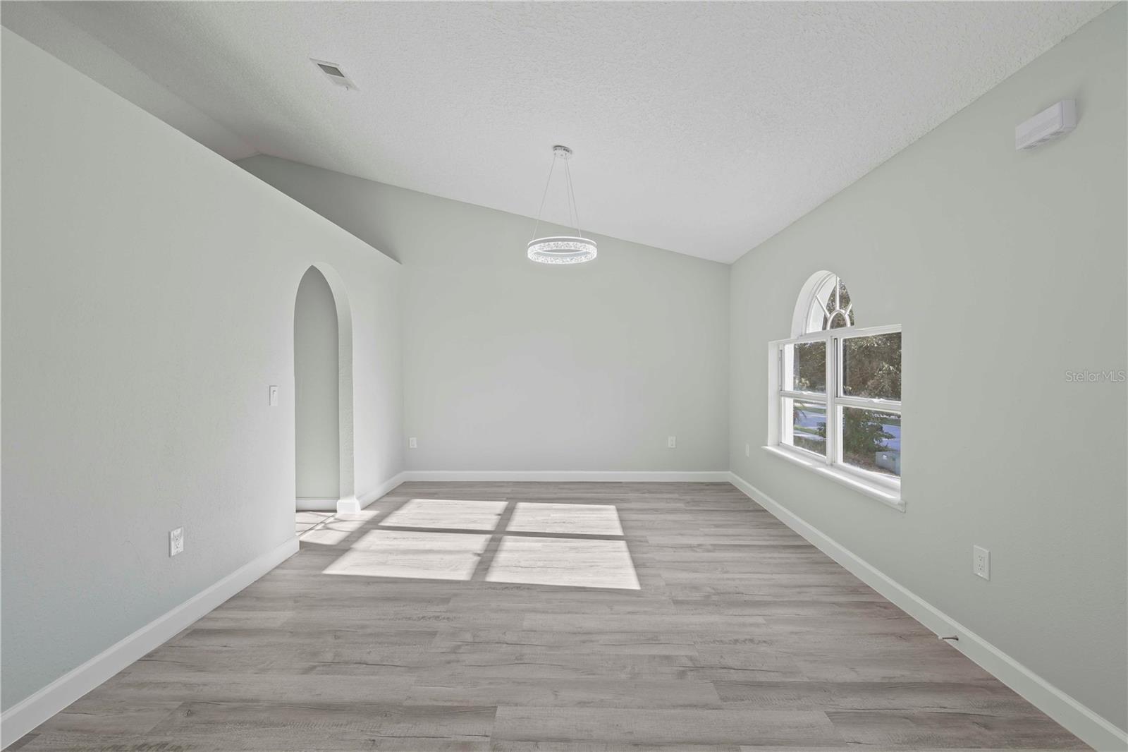 MINNEOLA PINE BLUFF PH 01 LT 01 ORB 2020 - Residential