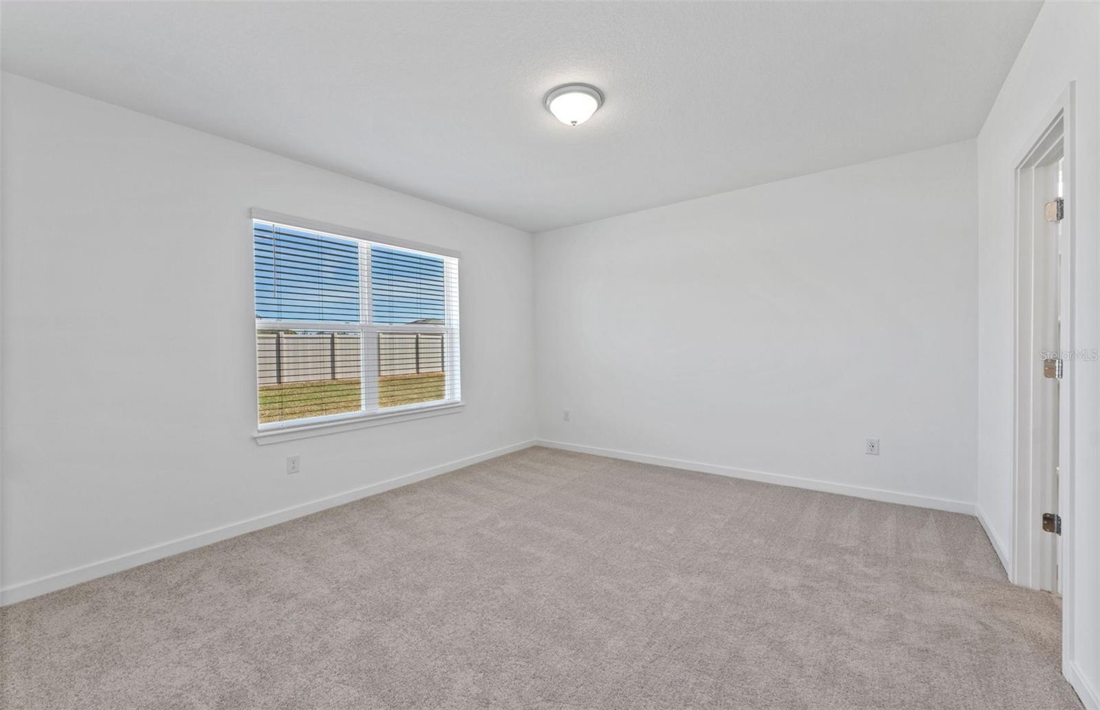 OAKFIELD LAKES - Residential