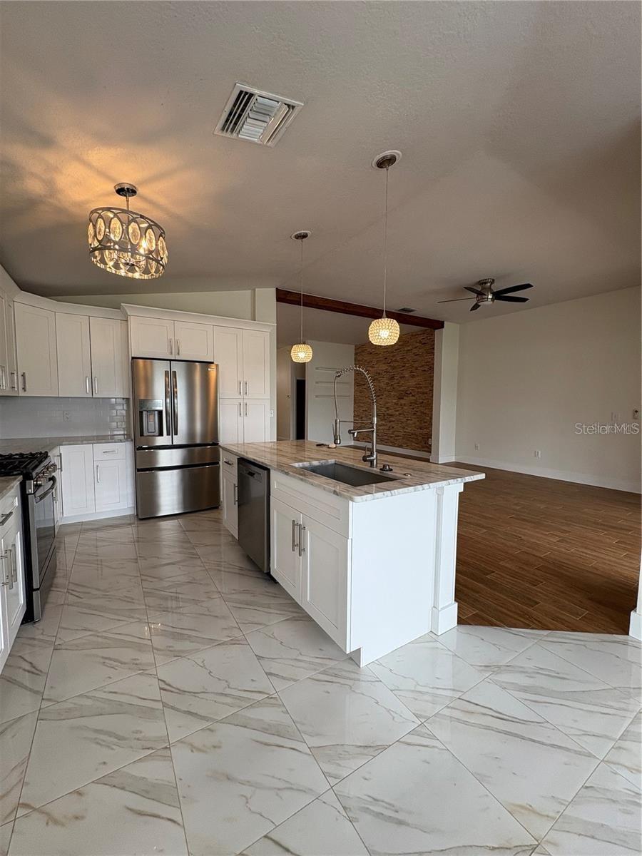 WESTCHASE SECTIONS 373 & 411 - Residential Lease