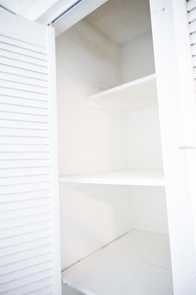 SUNSHORES CONDO - Residential