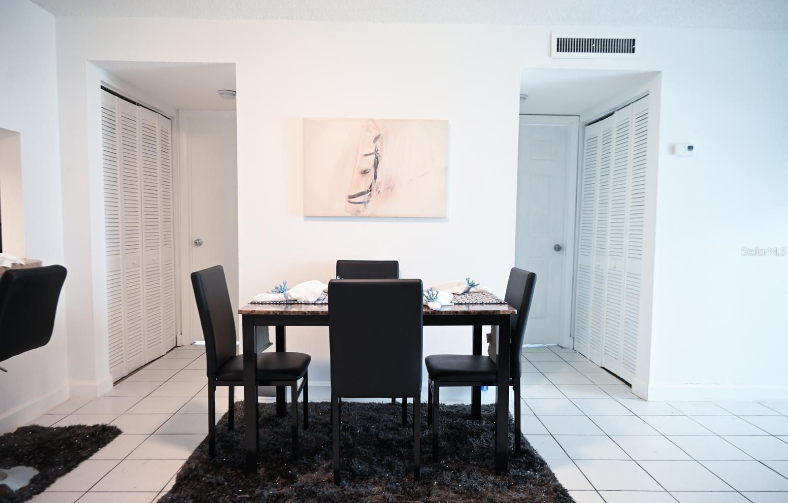 SUNSHORES CONDO - Residential