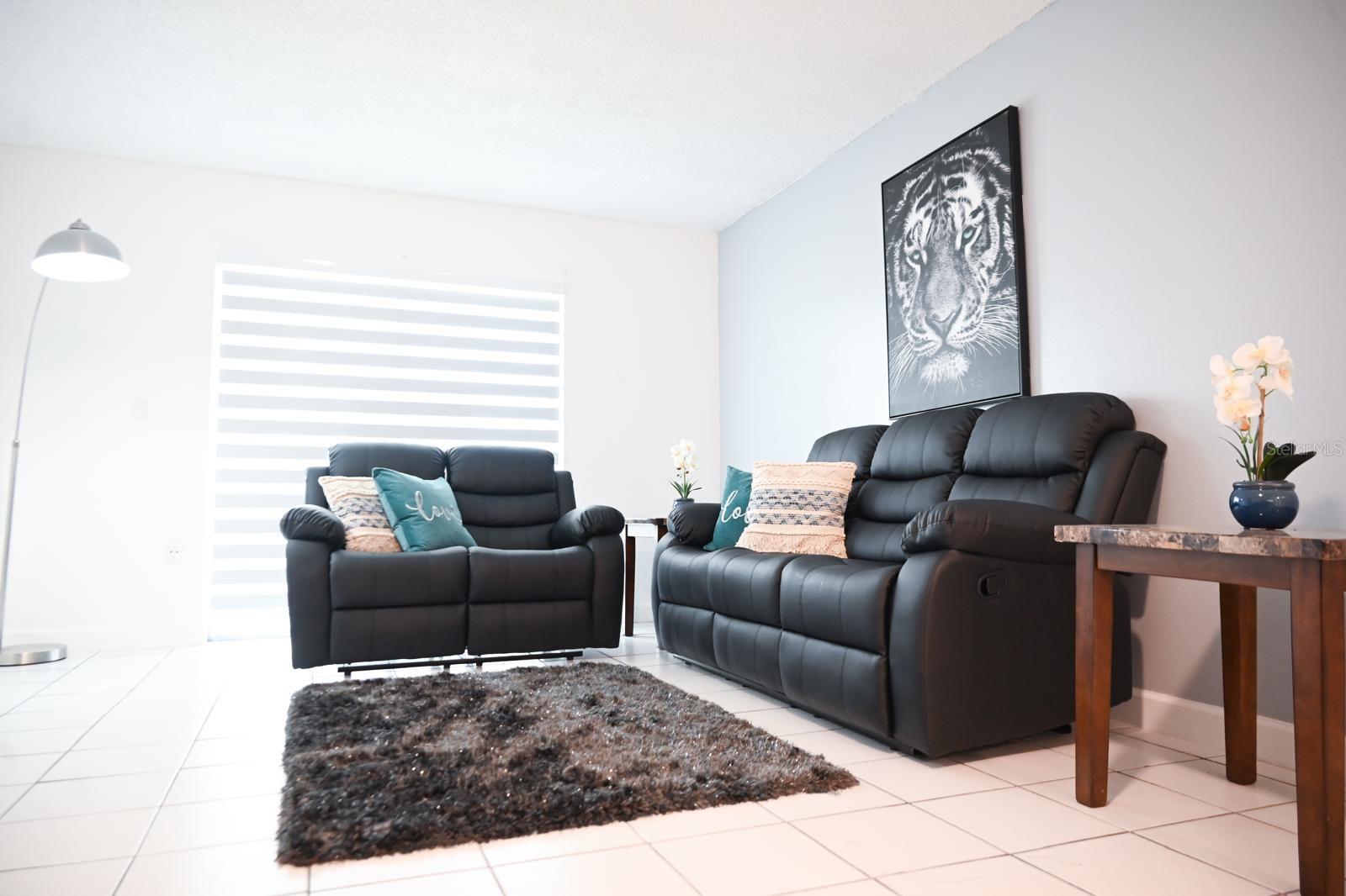 SUNSHORES CONDO - Residential