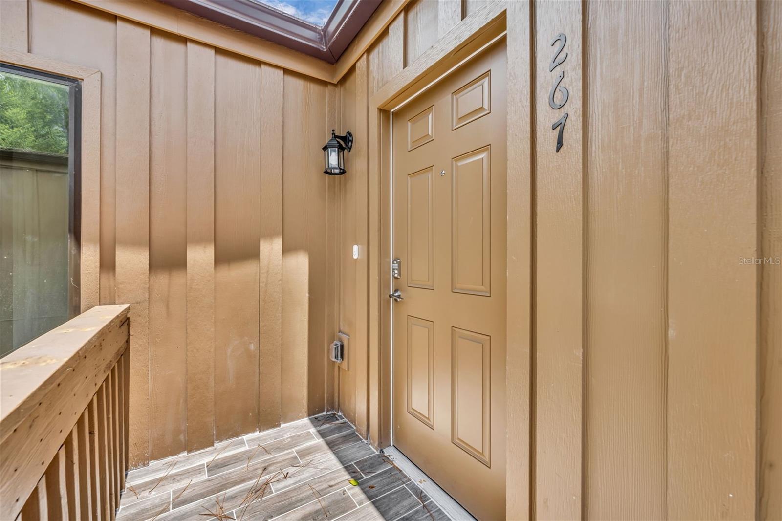 267 CROWN OAKS WAY 1