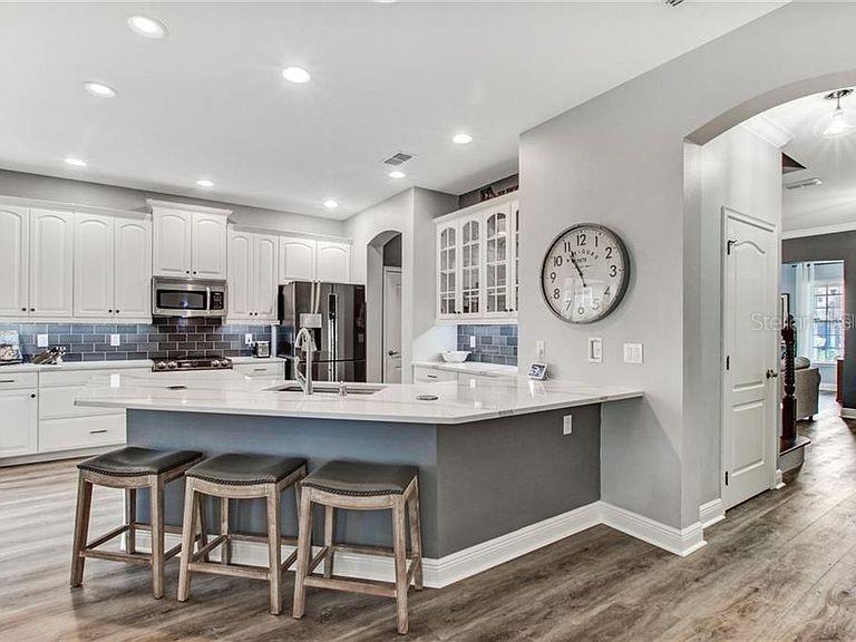 ENCLAVE/BERKSHIRE PARK B G H I - Residential Lease