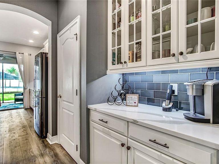 ENCLAVE/BERKSHIRE PARK B G H I - Residential Lease