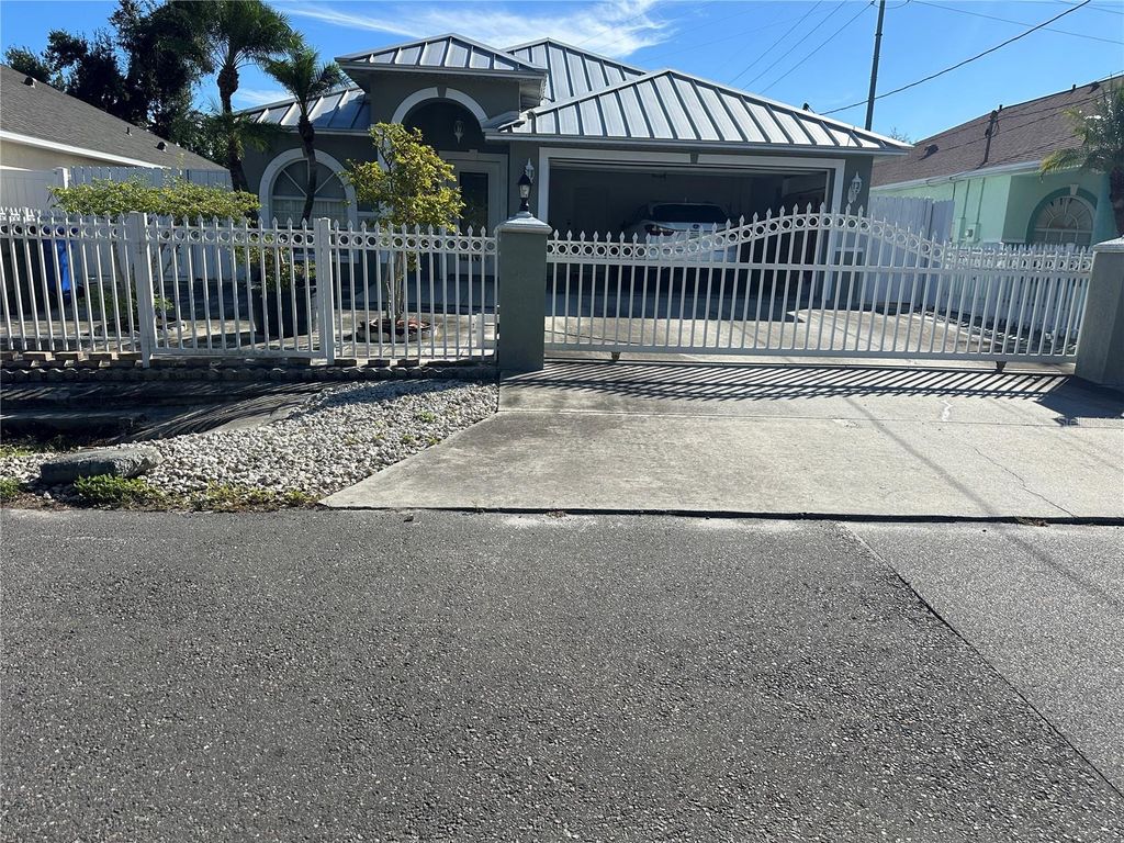 Photo of 7209 Donald Avenue, Tampa, FL 33614 (MLS # TB8441563)