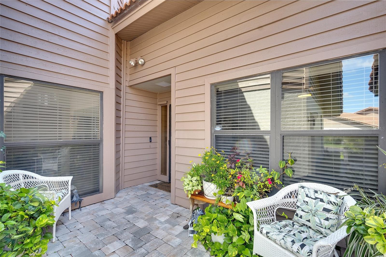 LAKESHORE VILLAGE - Residential