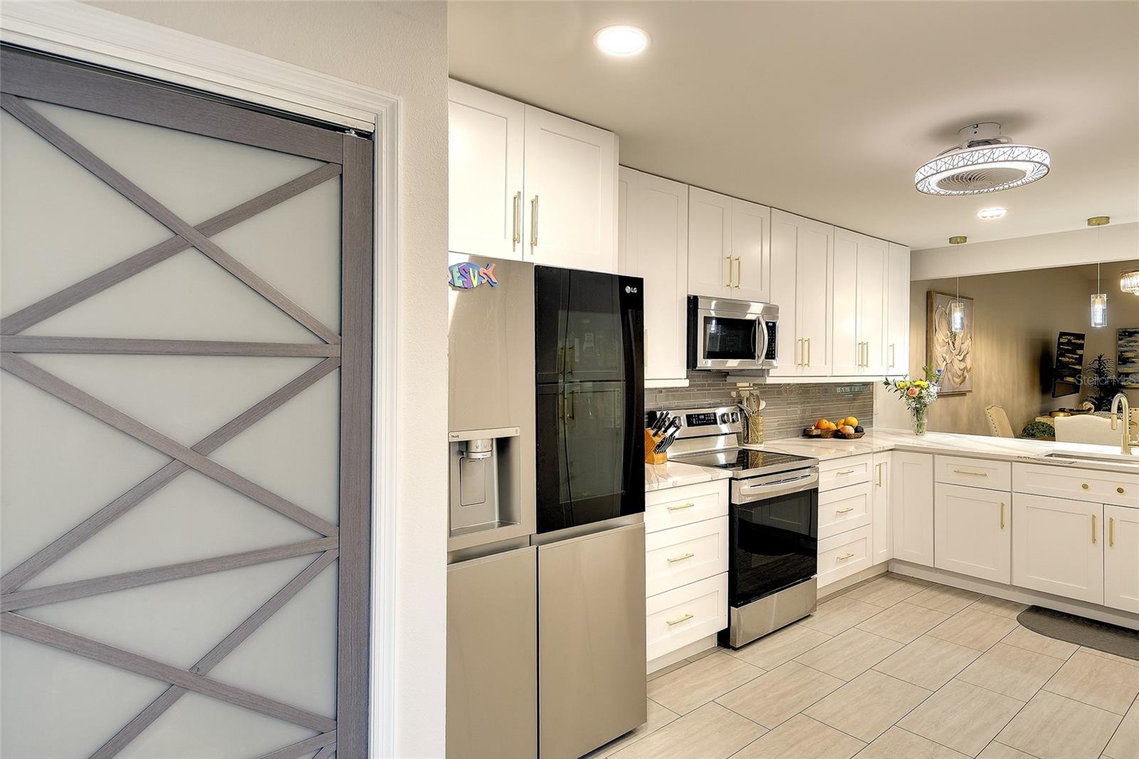 LAKESHORE VILLAGE - Residential
