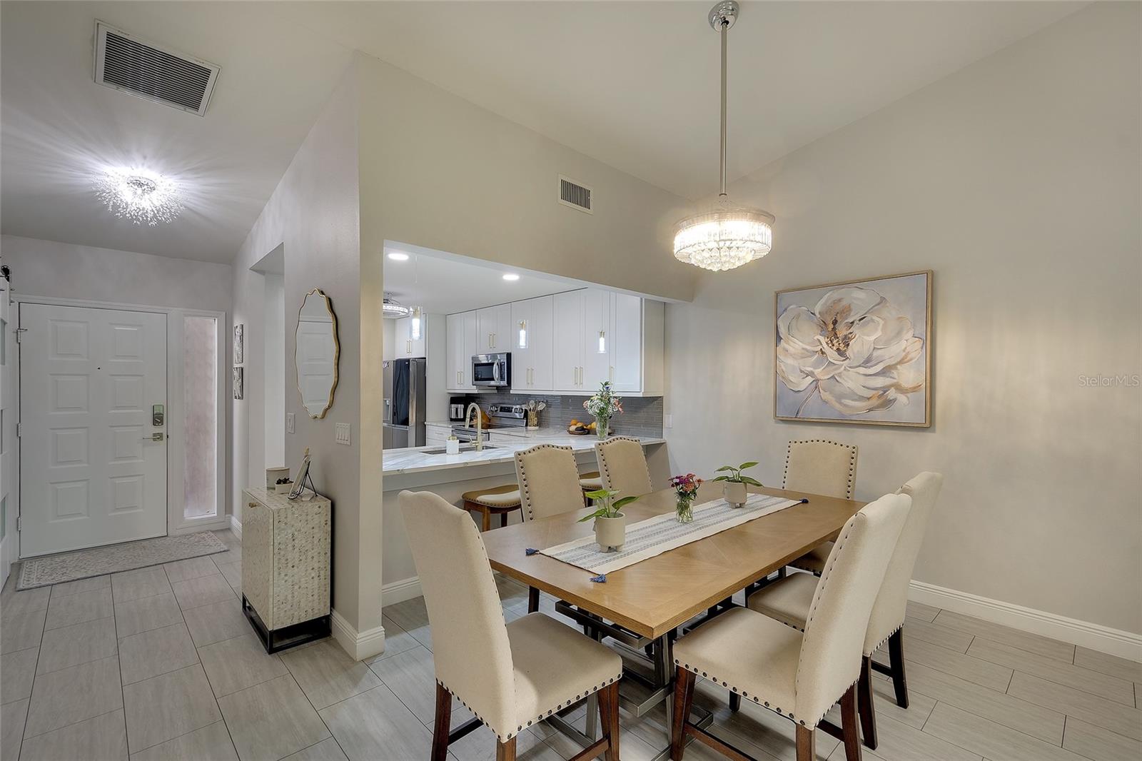 LAKESHORE VILLAGE - Residential