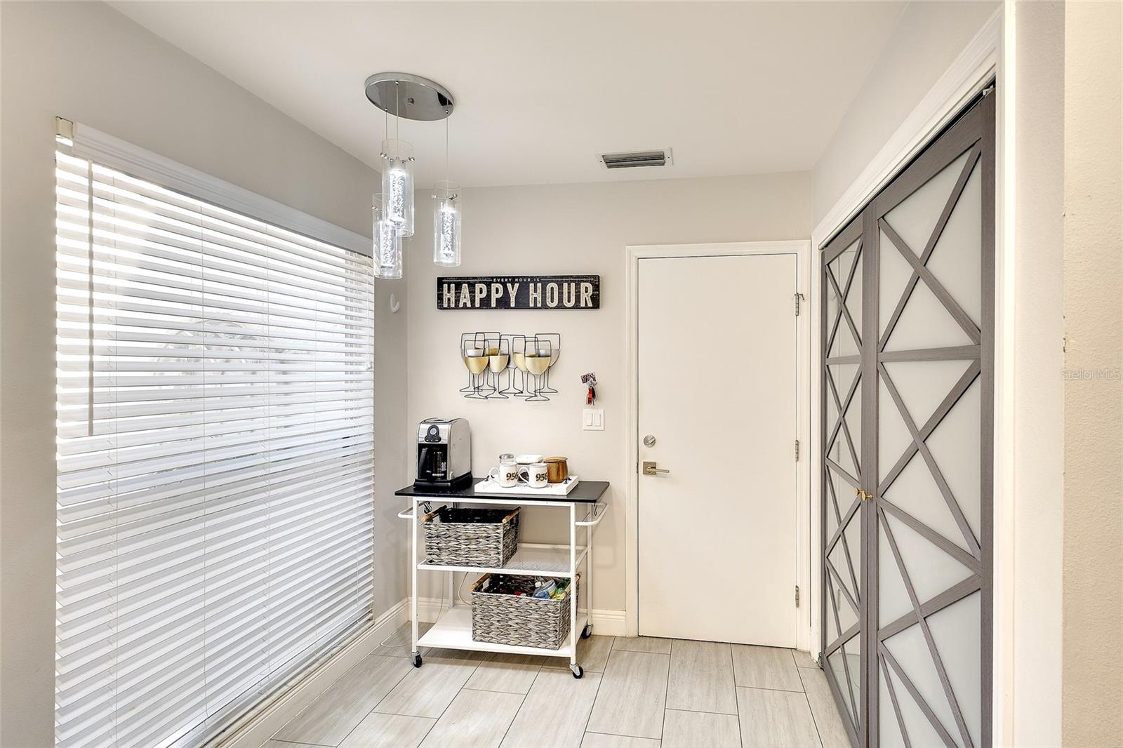 LAKESHORE VILLAGE - Residential