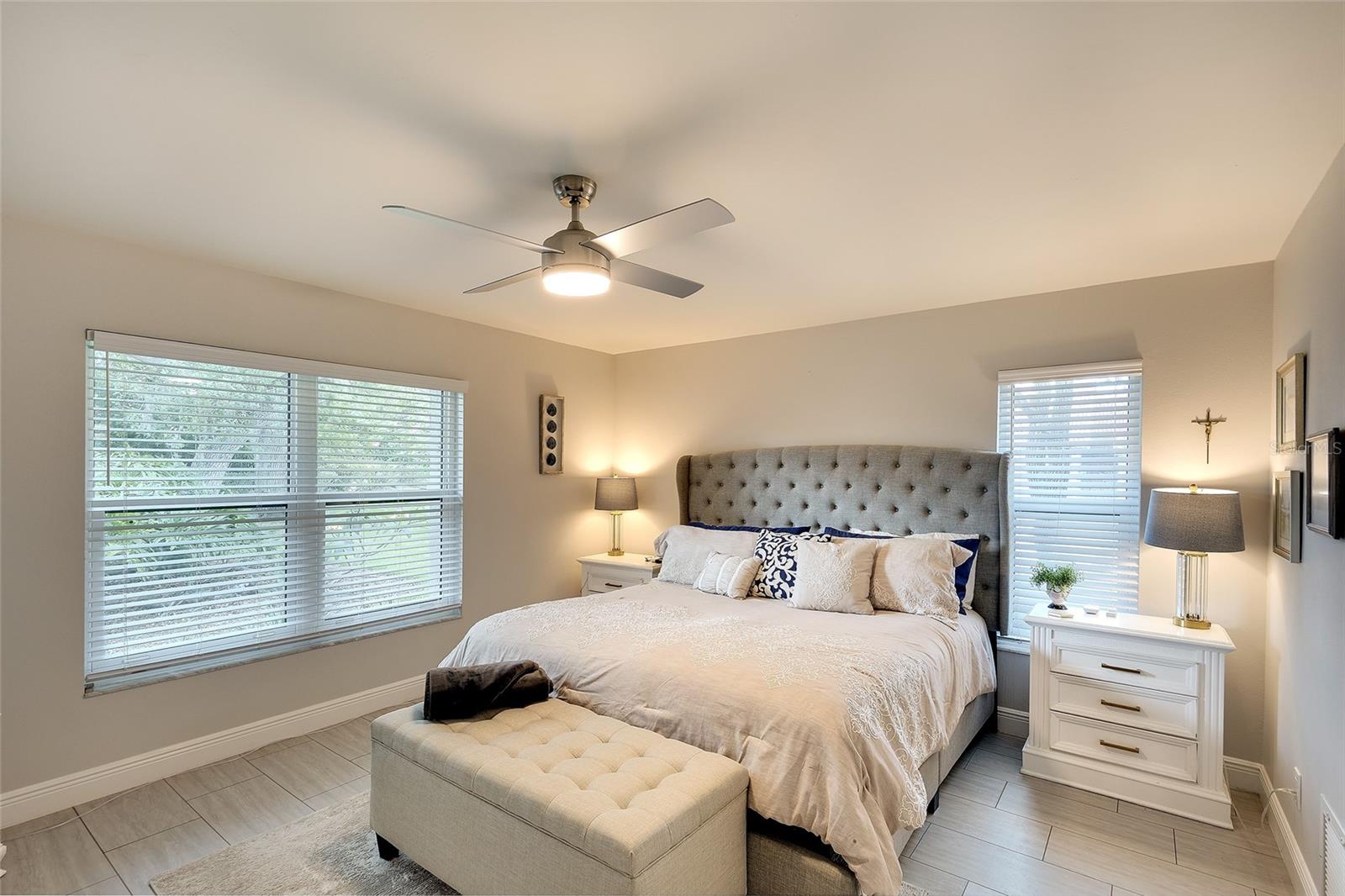 LAKESHORE VILLAGE - Residential