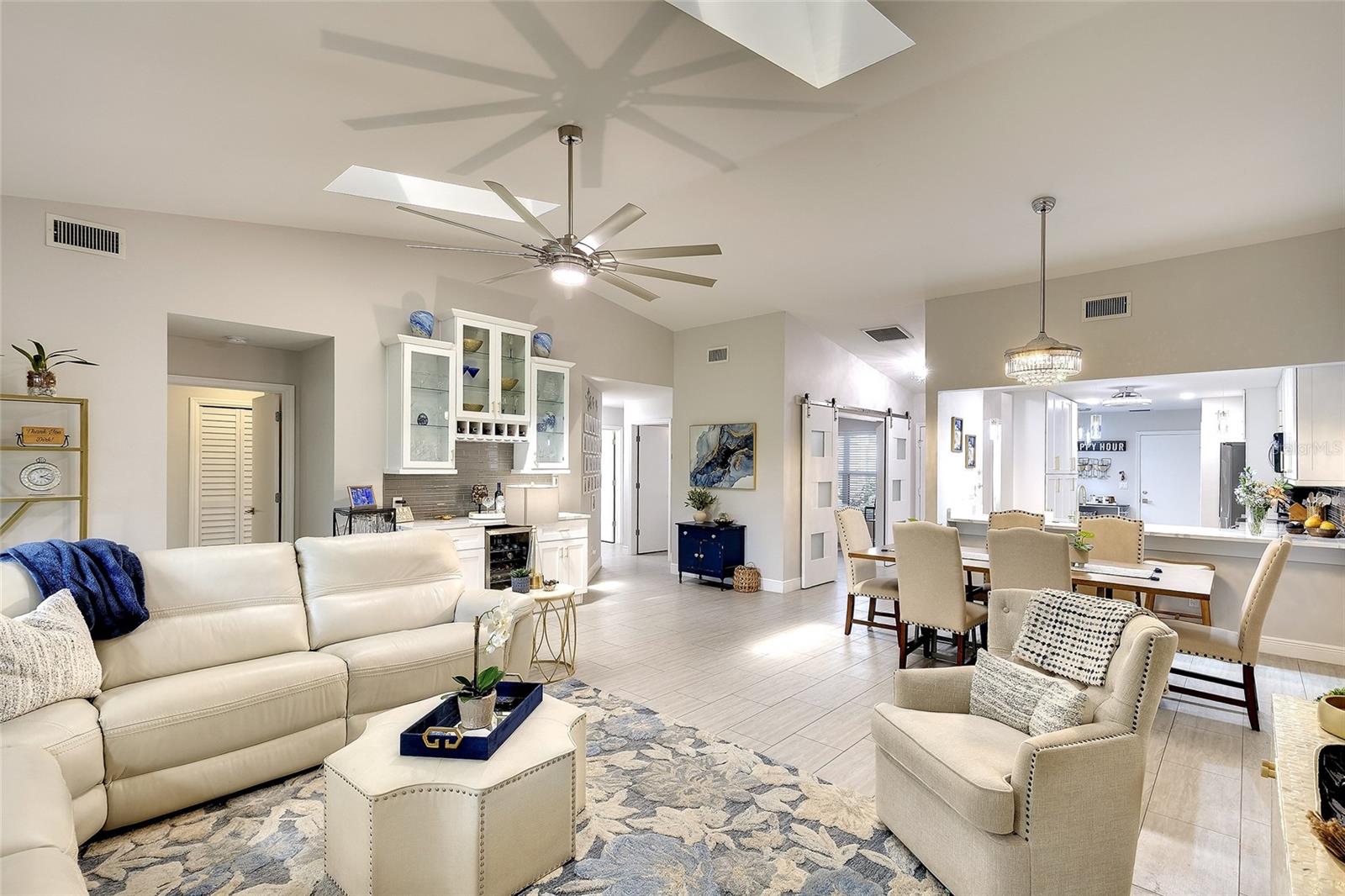 LAKESHORE VILLAGE - Residential