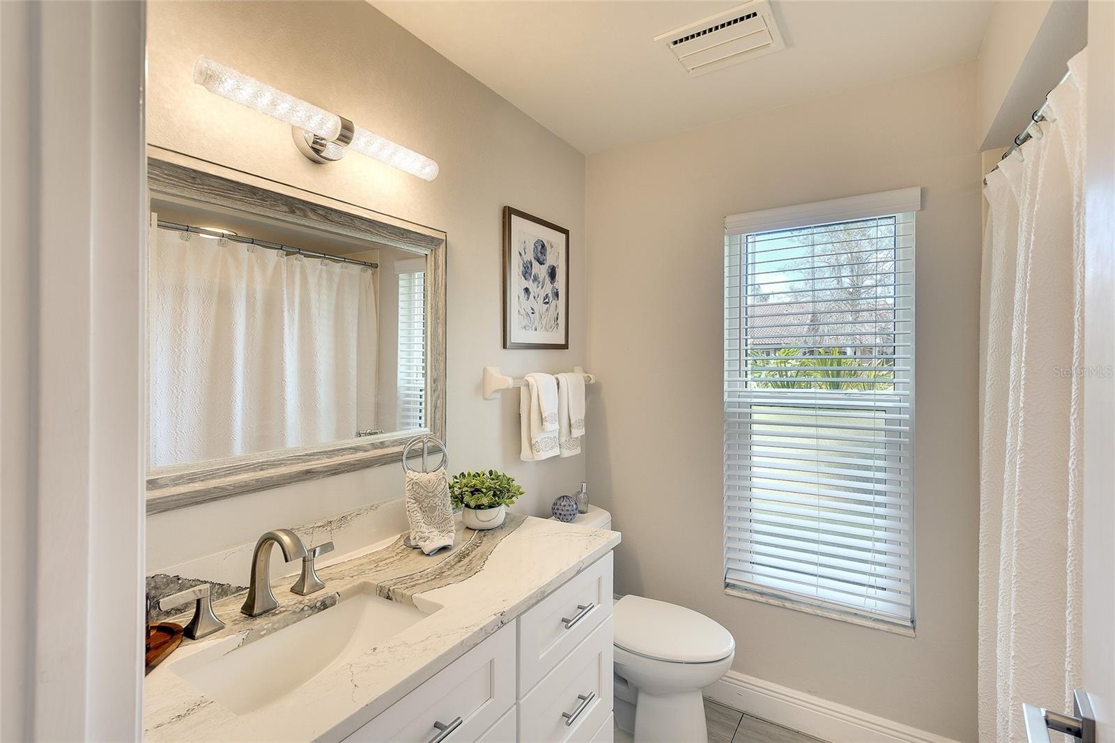 LAKESHORE VILLAGE - Residential