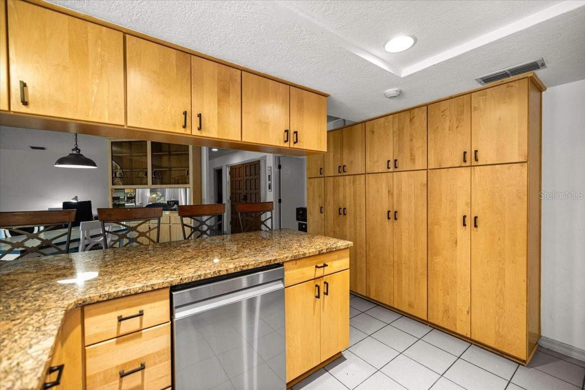 FAIRVIEW ESTATES - Residential