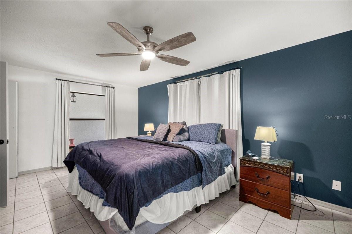 FAIRVIEW ESTATES - Residential