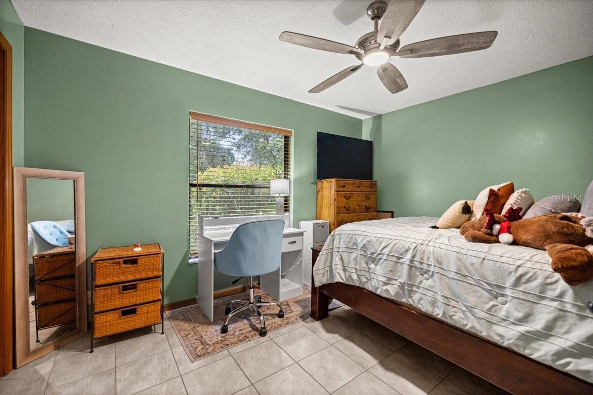 FAIRVIEW ESTATES - Residential