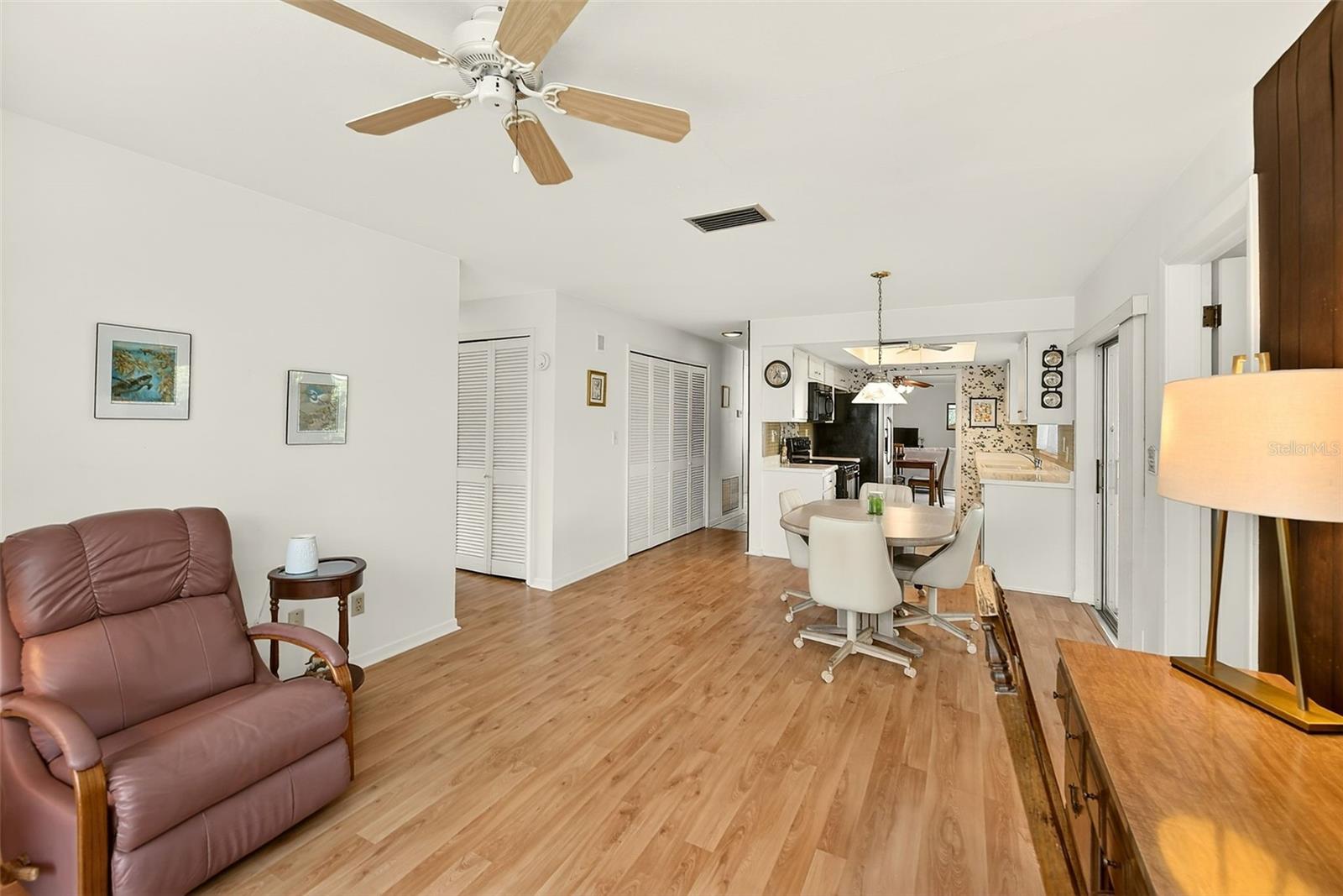 IMPERIAL POINT UNIT 4A - Residential