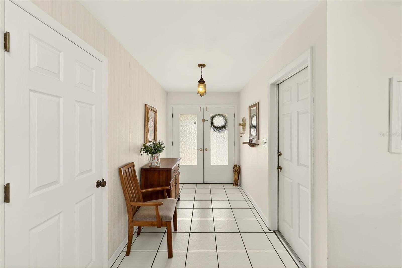 IMPERIAL POINT UNIT 4A - Residential