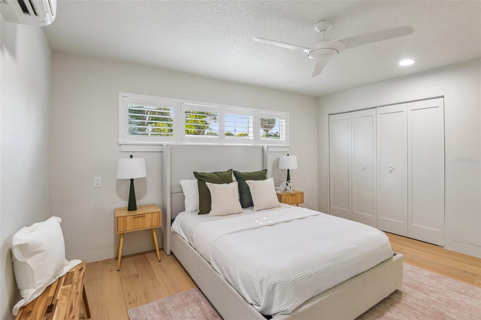 SNELL ISLE BRIGHTWATERS UNIT G BLKS 1 & 5 - Residential