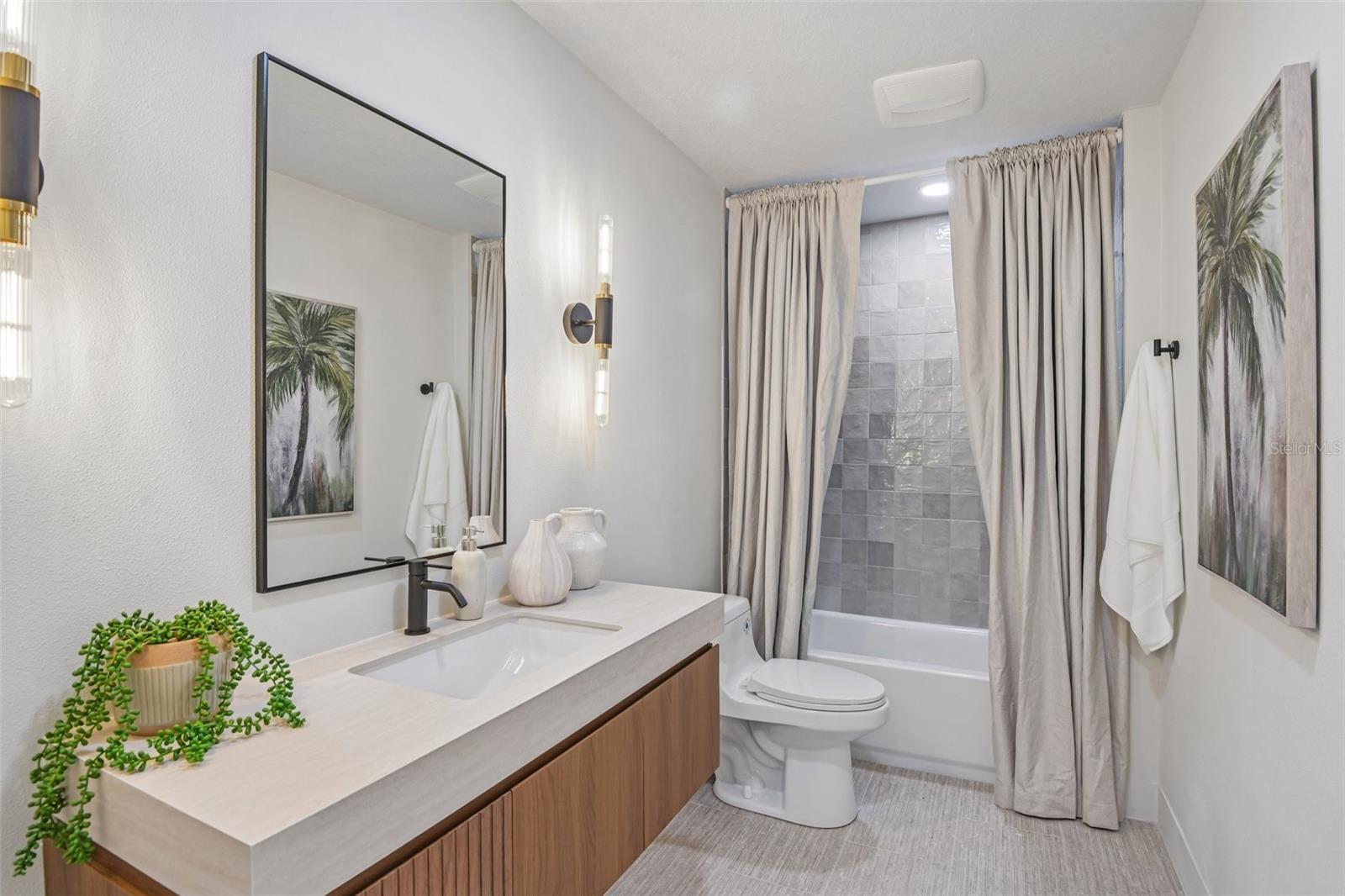 SNELL ISLE BRIGHTWATERS UNIT G BLKS 1 & 5 - Residential