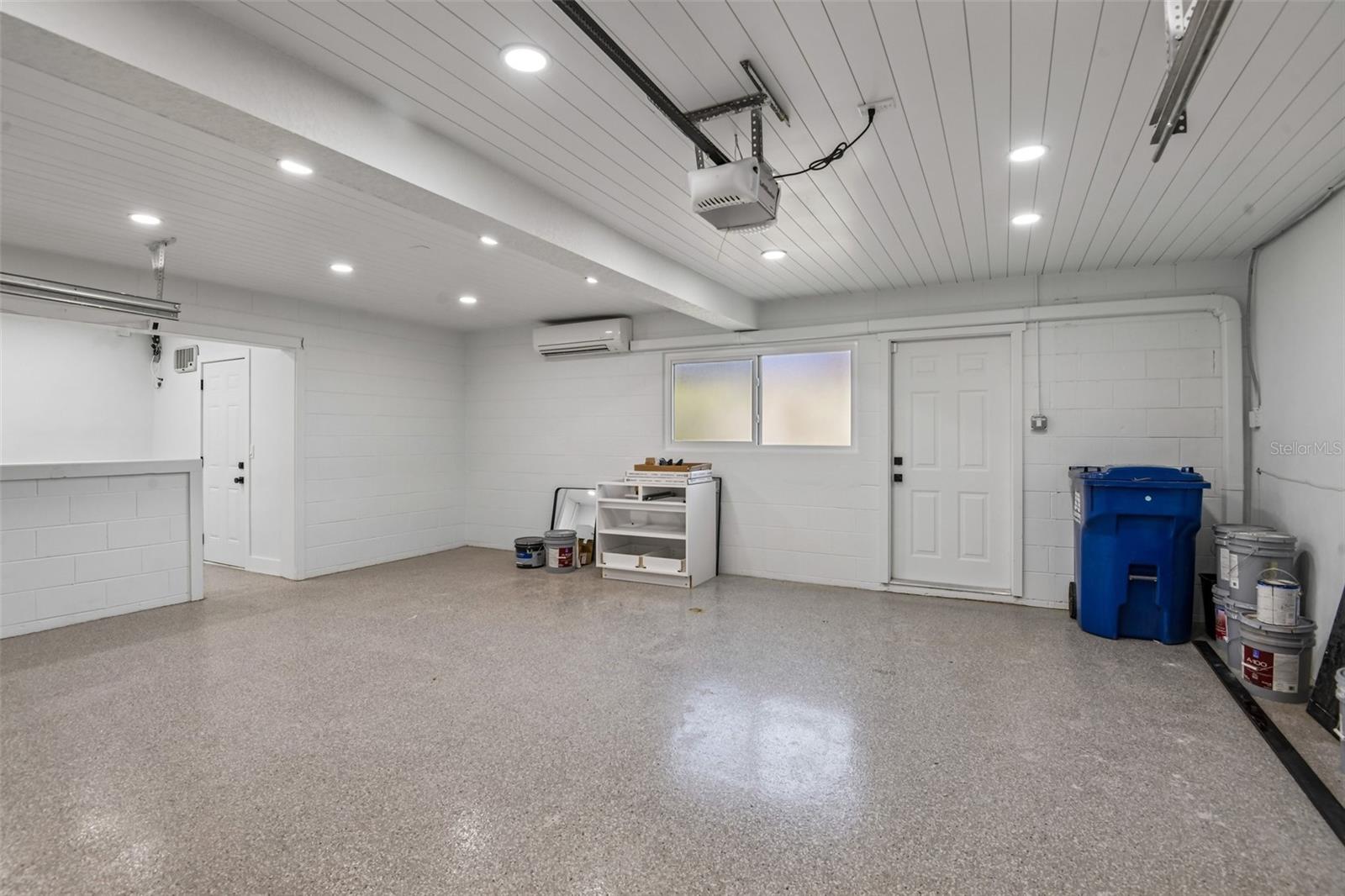 SNELL ISLE BRIGHTWATERS UNIT G BLKS 1 & 5 - Residential