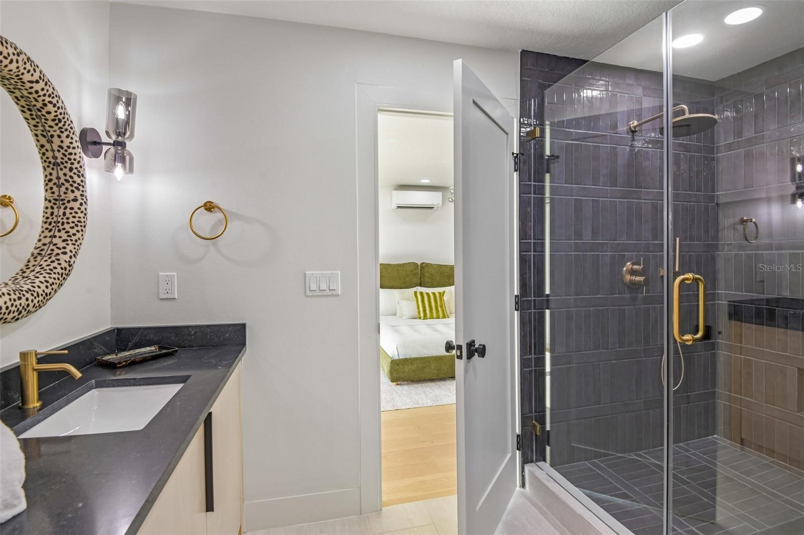 SNELL ISLE BRIGHTWATERS UNIT G BLKS 1 & 5 - Residential