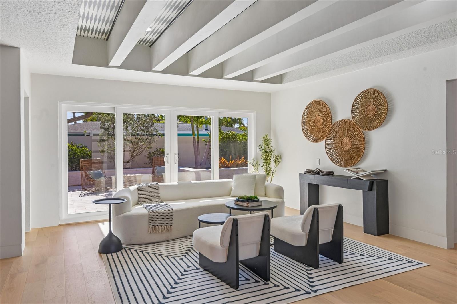 SNELL ISLE BRIGHTWATERS UNIT G BLKS 1 & 5 - Residential