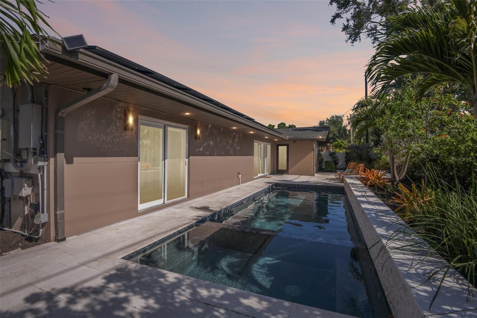 SNELL ISLE BRIGHTWATERS UNIT G BLKS 1 & 5 - Residential