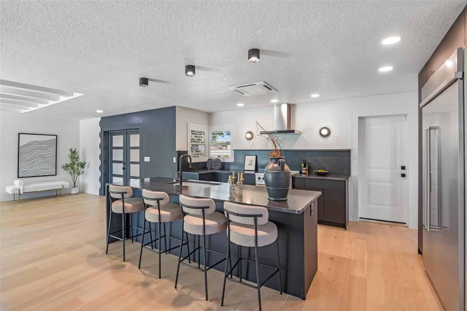 SNELL ISLE BRIGHTWATERS UNIT G BLKS 1 & 5 - Residential