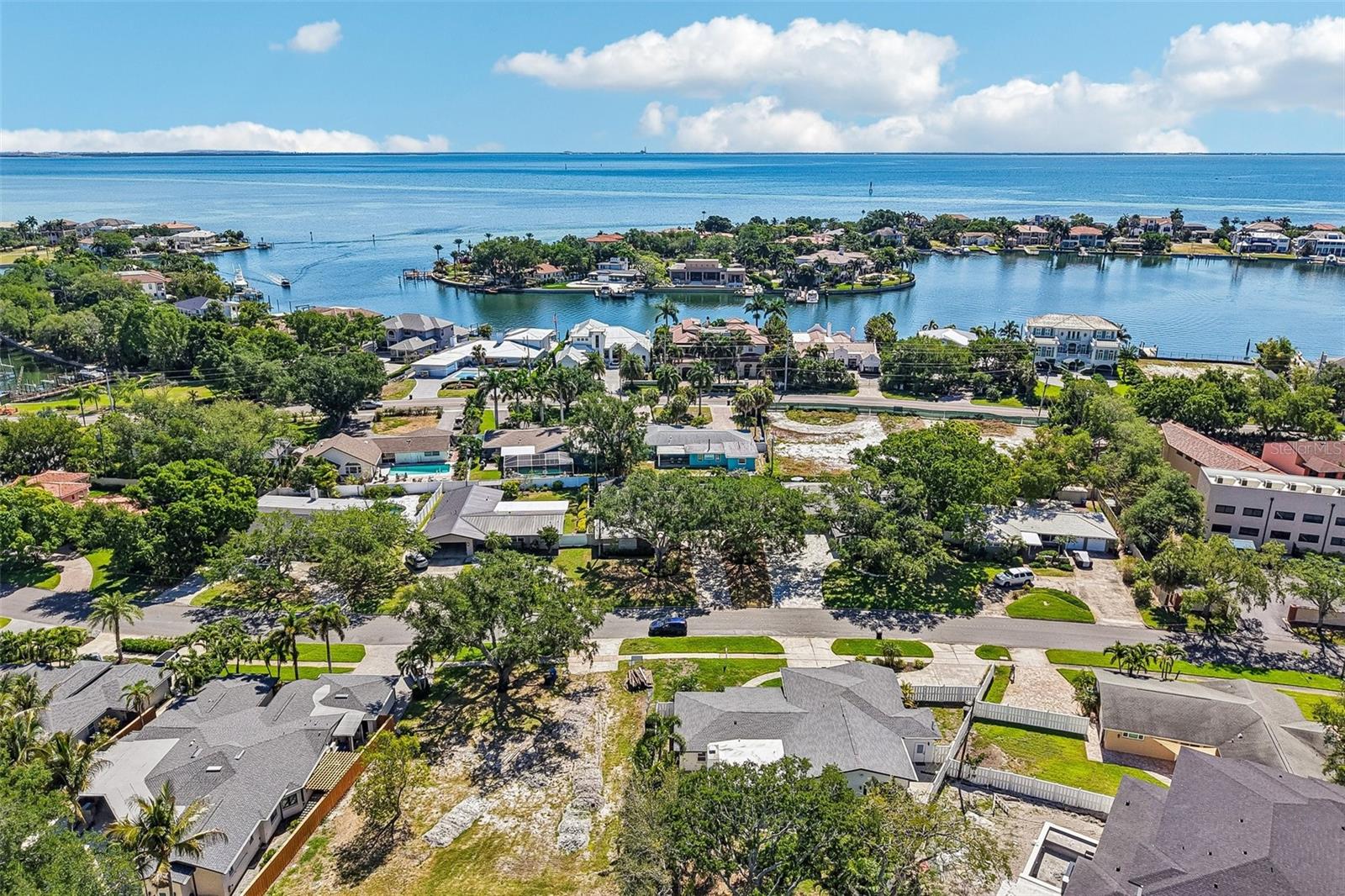 SNELL ISLE BRIGHTWATERS UNIT G BLKS 1 & 5 - Residential