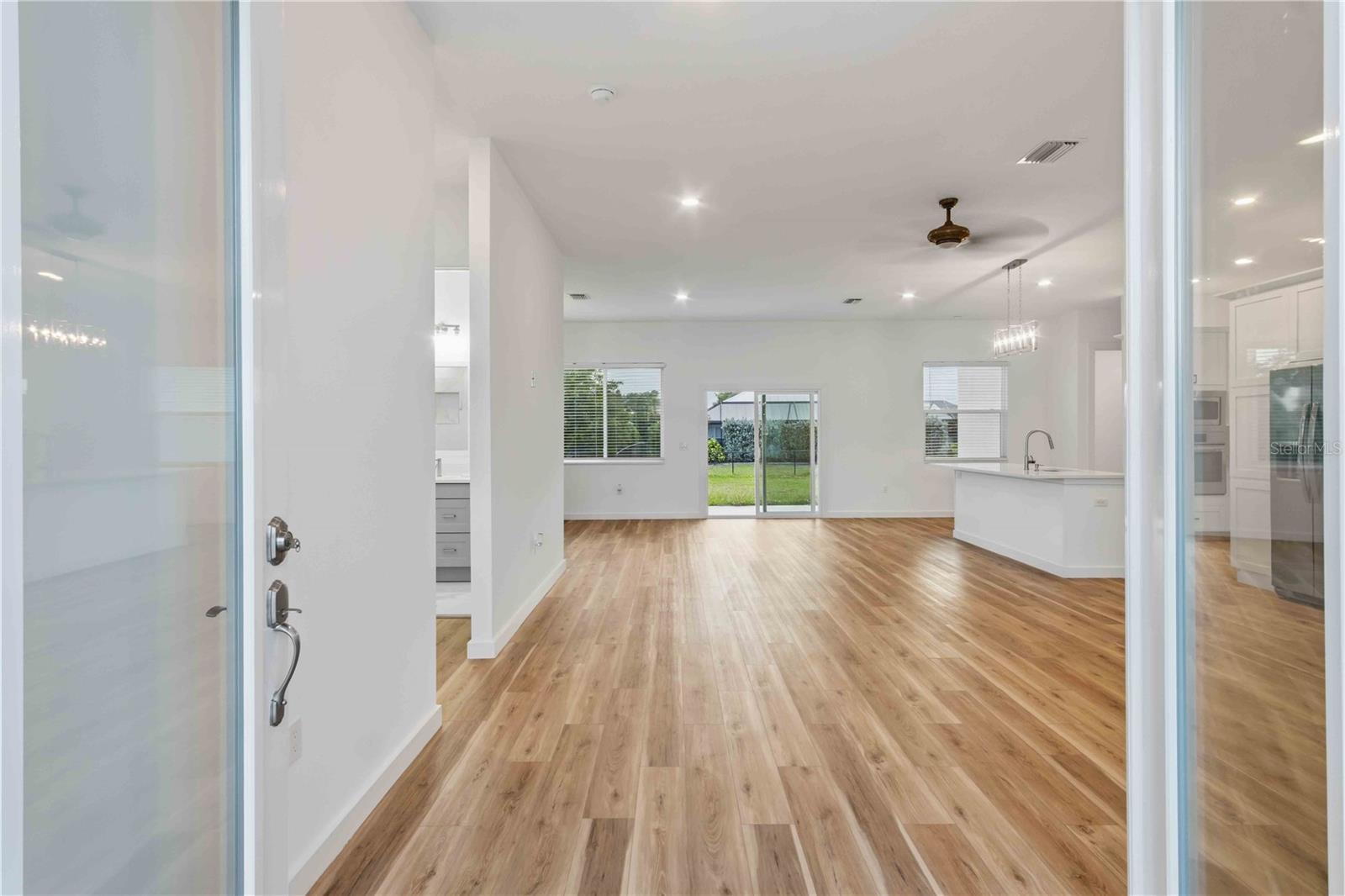 1215 RIO DE JANEIRO AVENUE