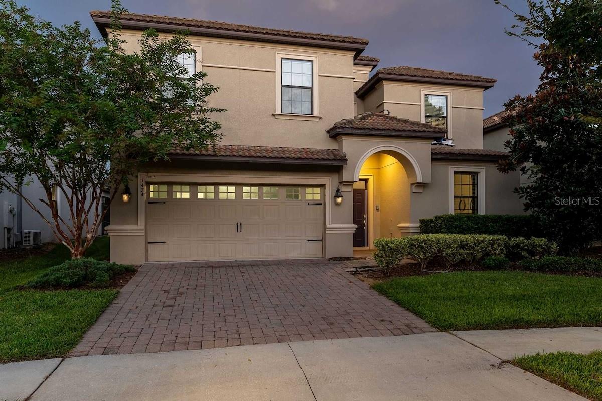1474 ROLLING FAIRWAY DRIVE