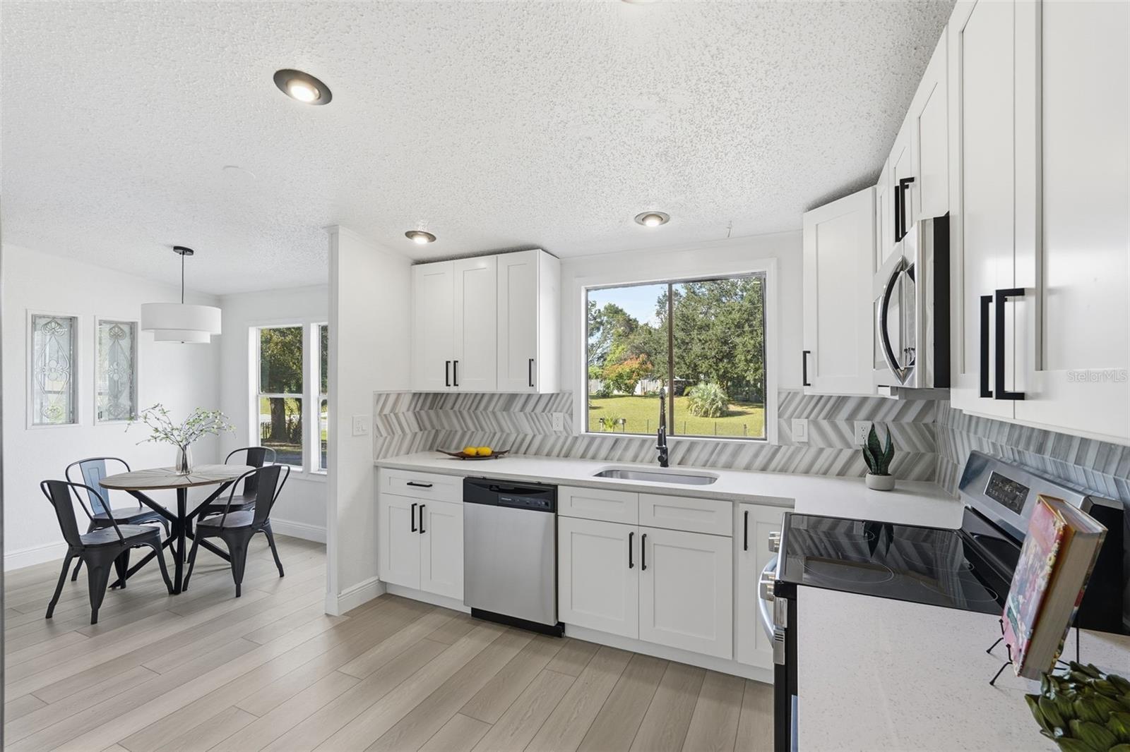 SUNBURST HILLS SUB - Residential