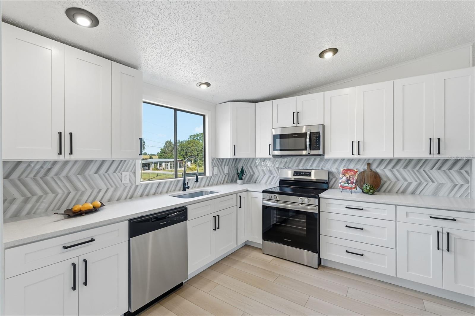 SUNBURST HILLS SUB - Residential