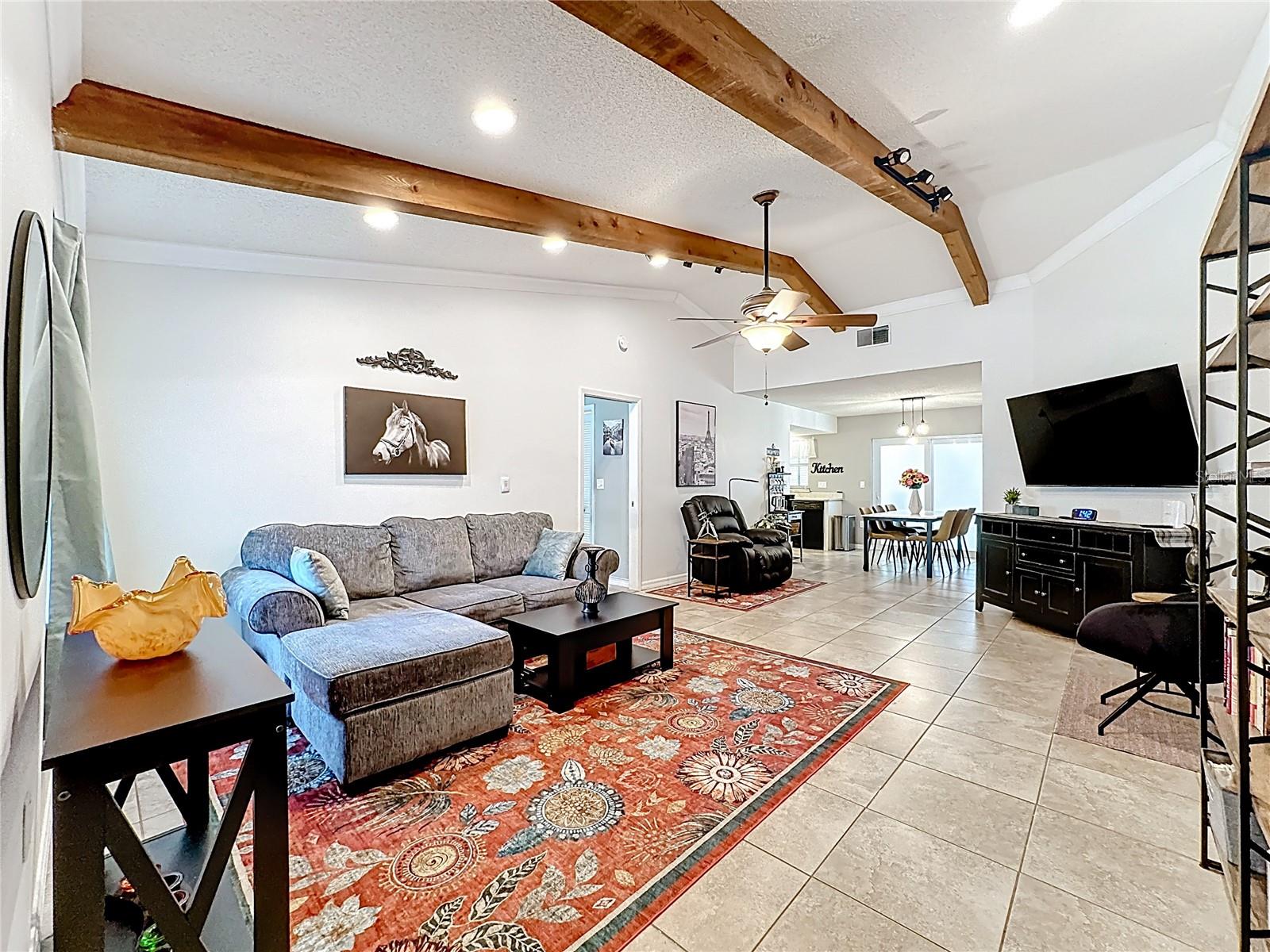 DEER HOLLOW - Residential