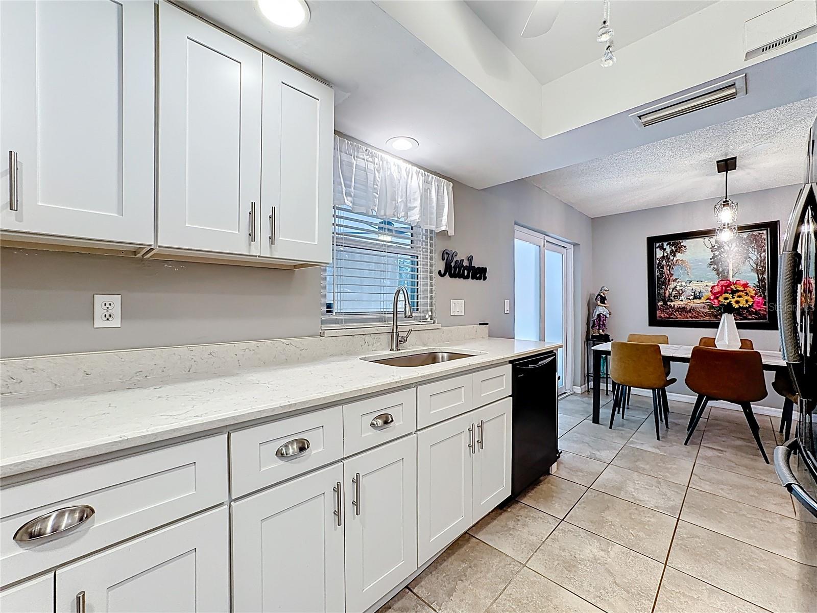 DEER HOLLOW - Residential