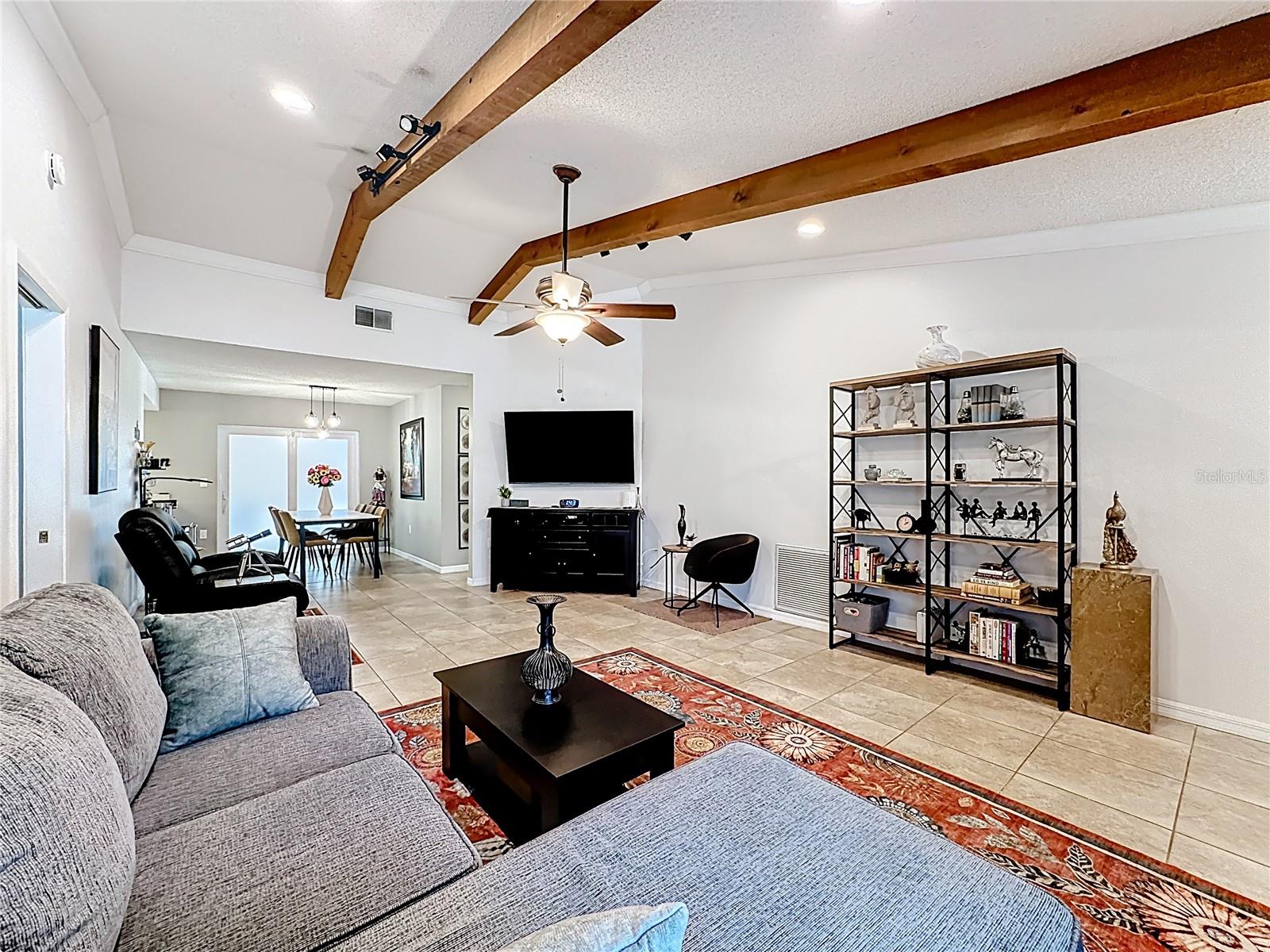 DEER HOLLOW - Residential