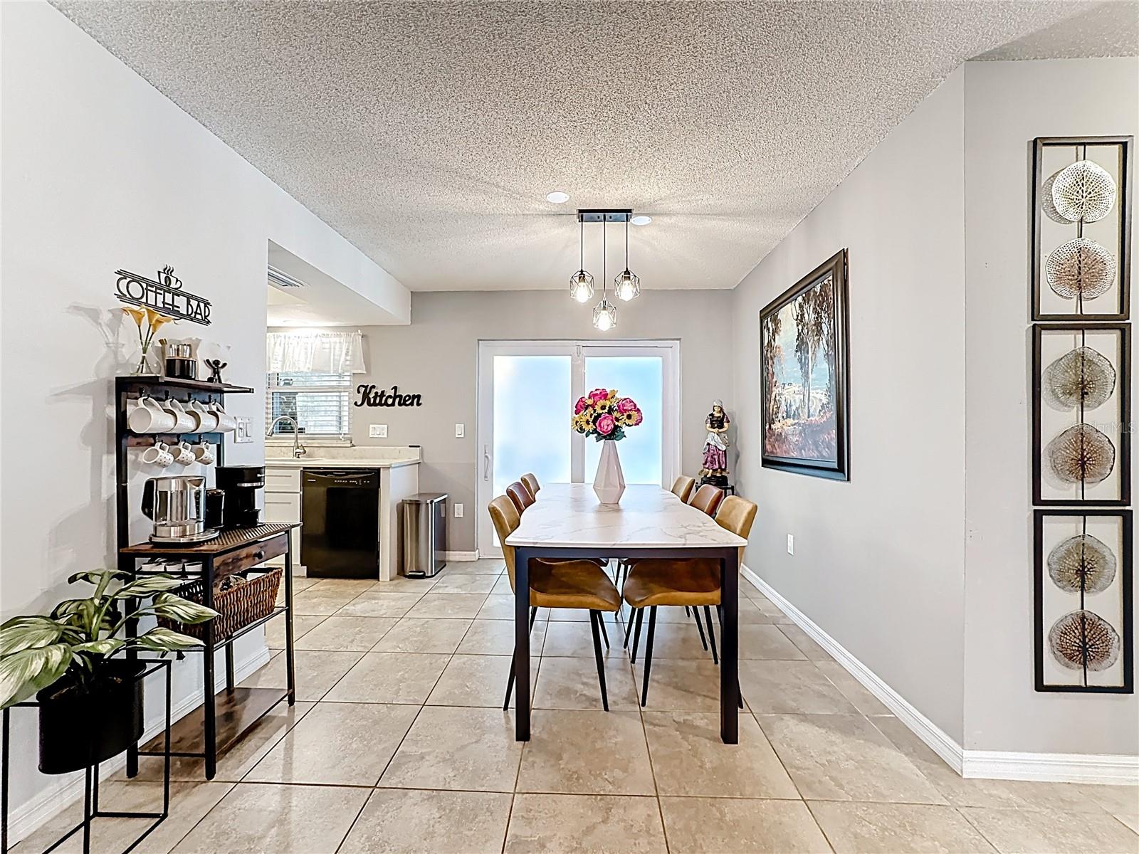 DEER HOLLOW - Residential