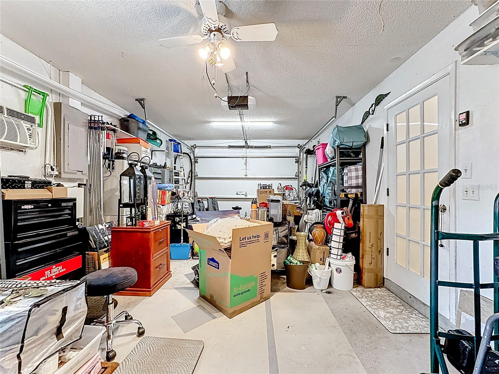 DEER HOLLOW - Residential