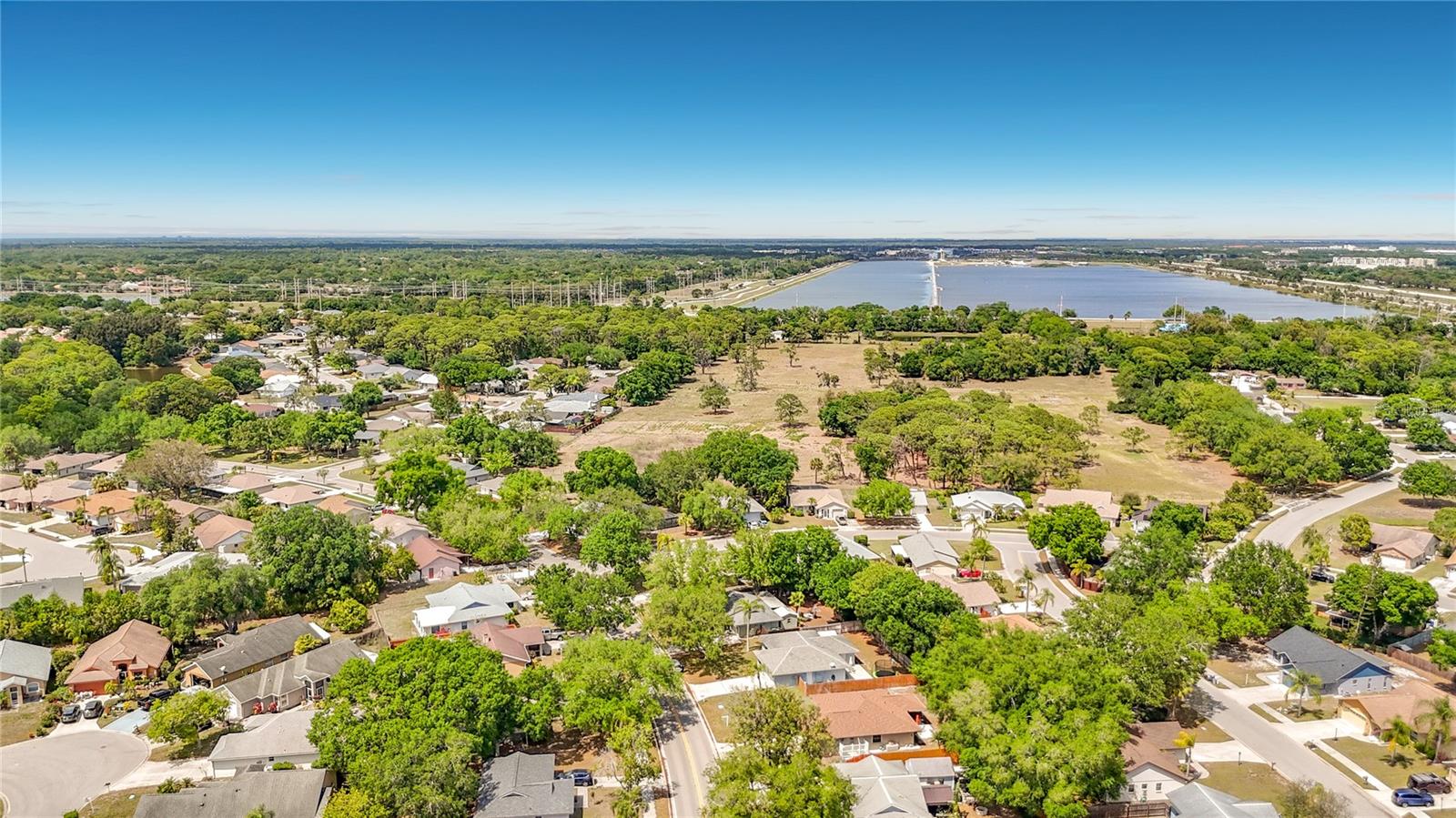 DEER HOLLOW - Residential