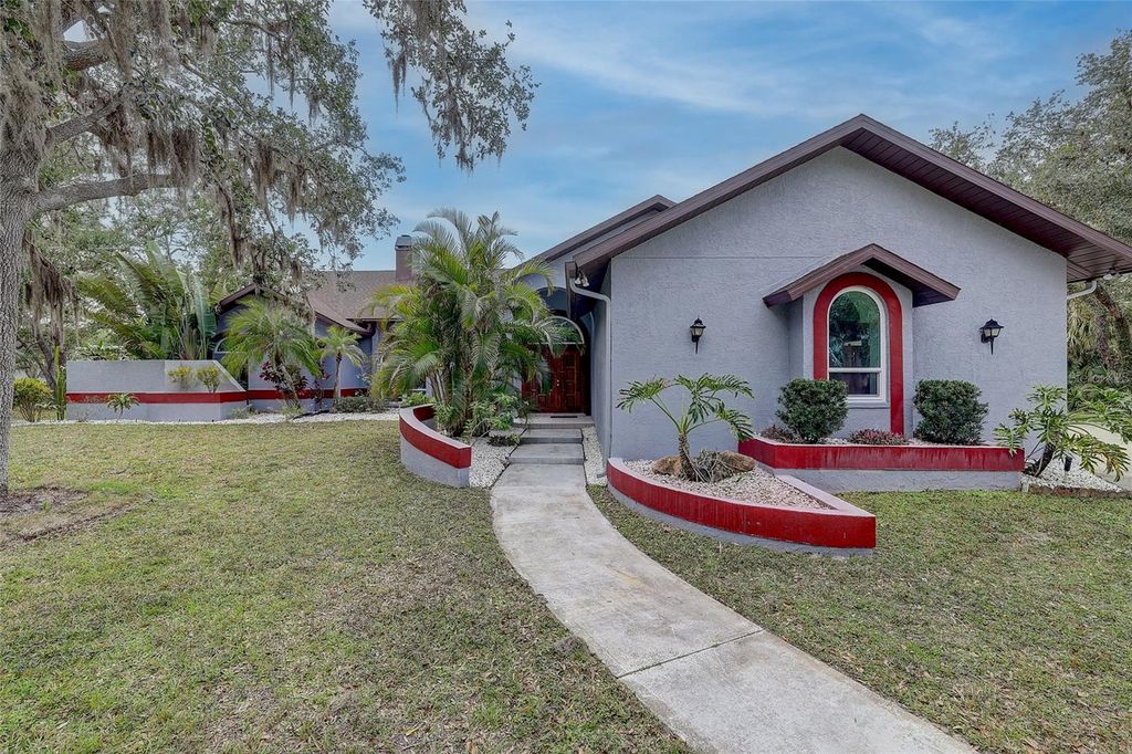Photo of 181 S Auburn Road, Venice, FL 34292 (MLS # N6138522)