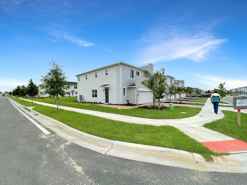 Photo of 218 Nine Iron Drive, Davenport, FL 33896 (MLS # O6401807)