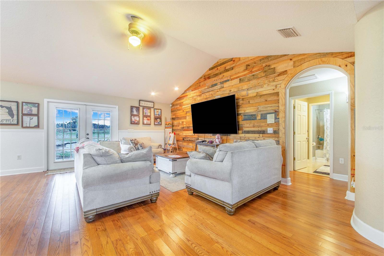 HOLLOWAY CREEK - Residential